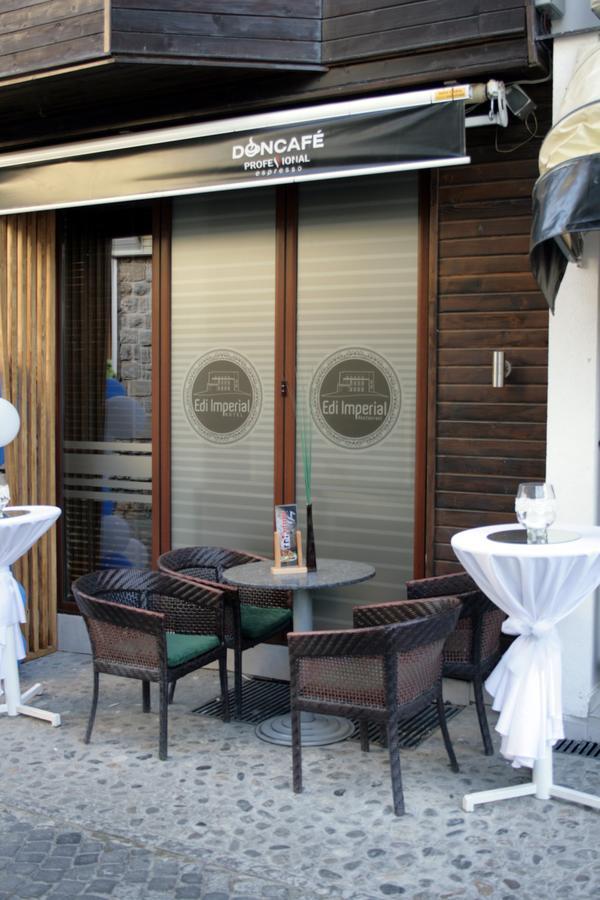 Saray Hotel Prizren Exteriör bild