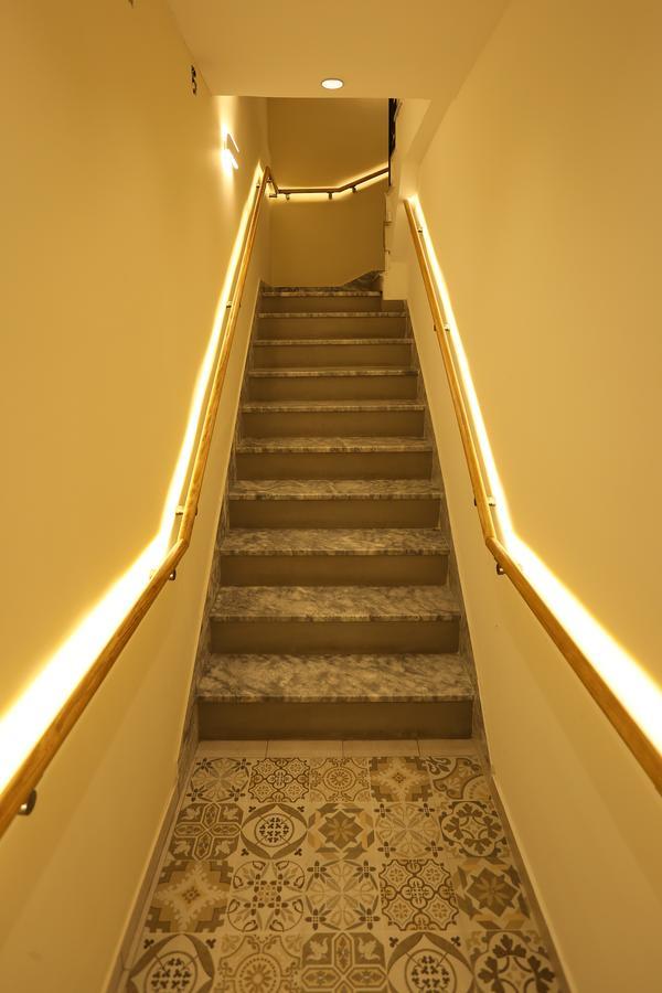 Saray Hotel Prizren Exteriör bild