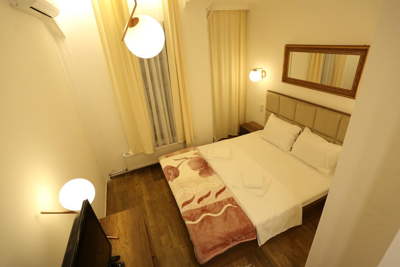 Saray Hotel Prizren Exteriör bild