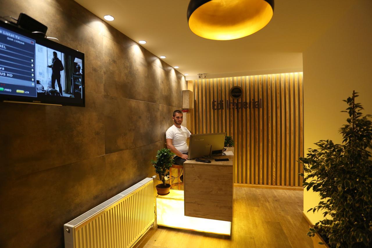 Saray Hotel Prizren Exteriör bild