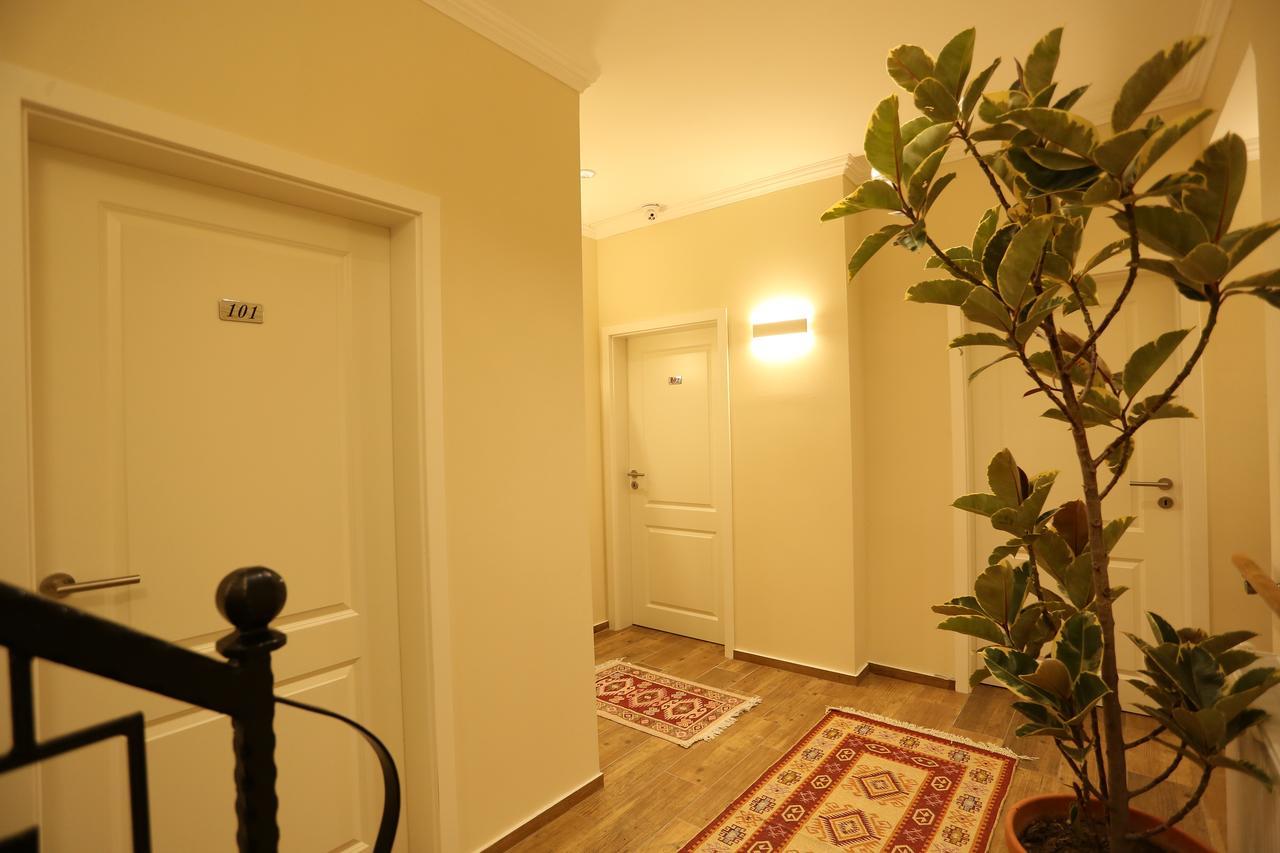 Saray Hotel Prizren Exteriör bild