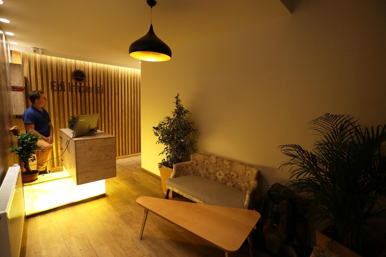 Saray Hotel Prizren Exteriör bild