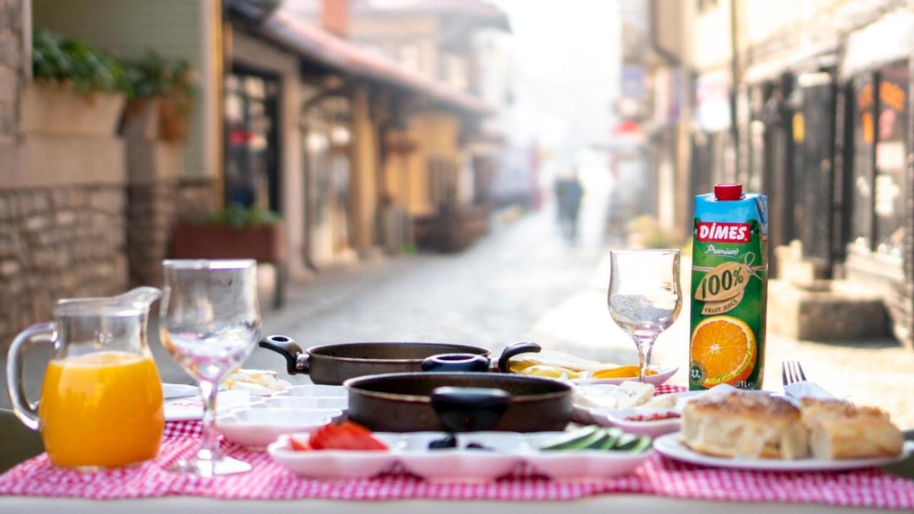 Saray Hotel Prizren Exteriör bild